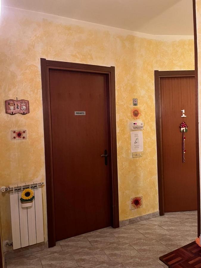B&B Il Girasole Ortonovo Екстер'єр фото