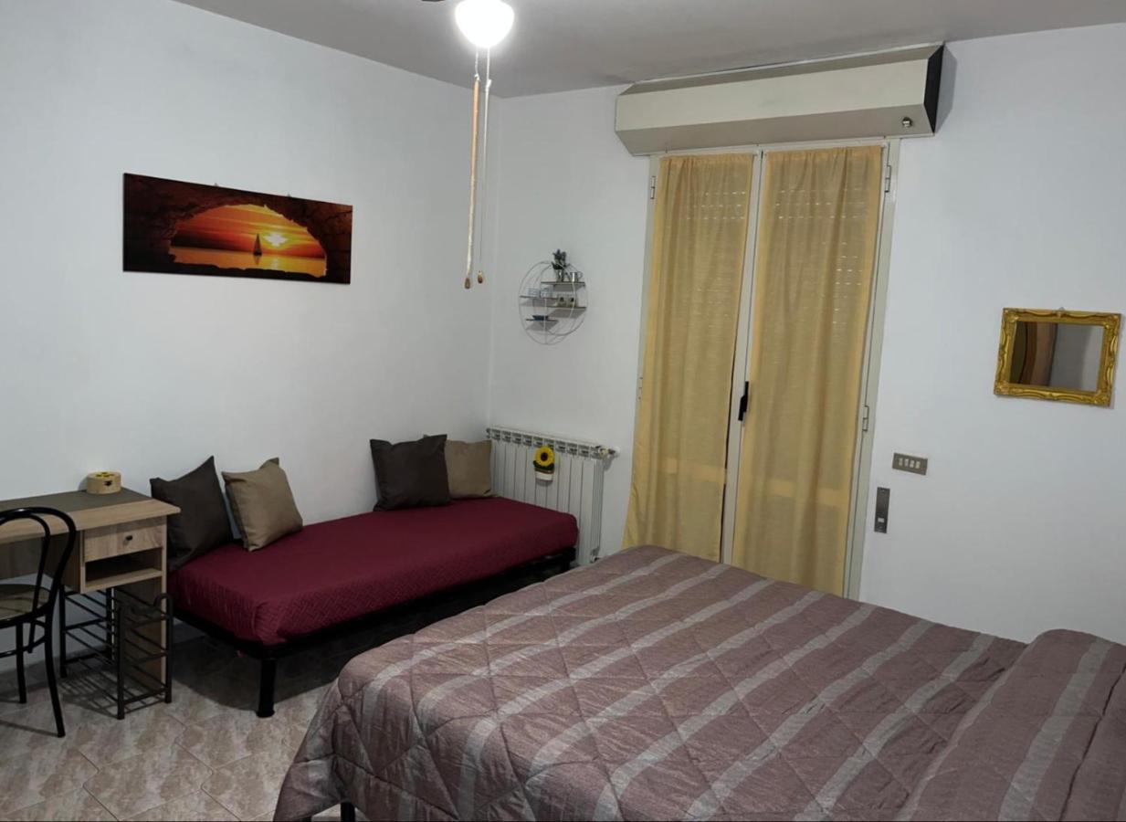B&B Il Girasole Ortonovo Екстер'єр фото