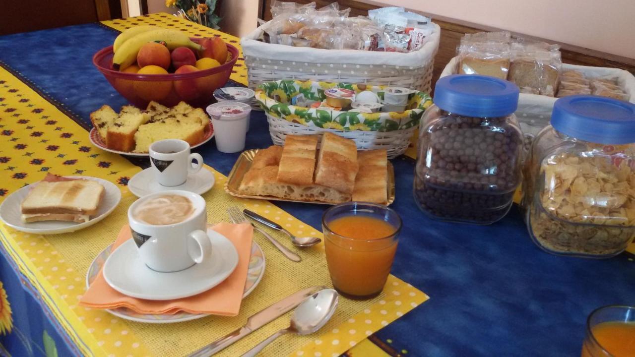 B&B Il Girasole Ortonovo Екстер'єр фото