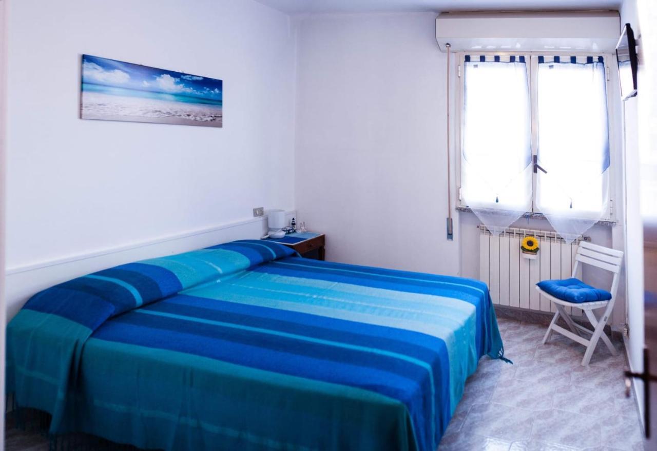 B&B Il Girasole Ortonovo Екстер'єр фото