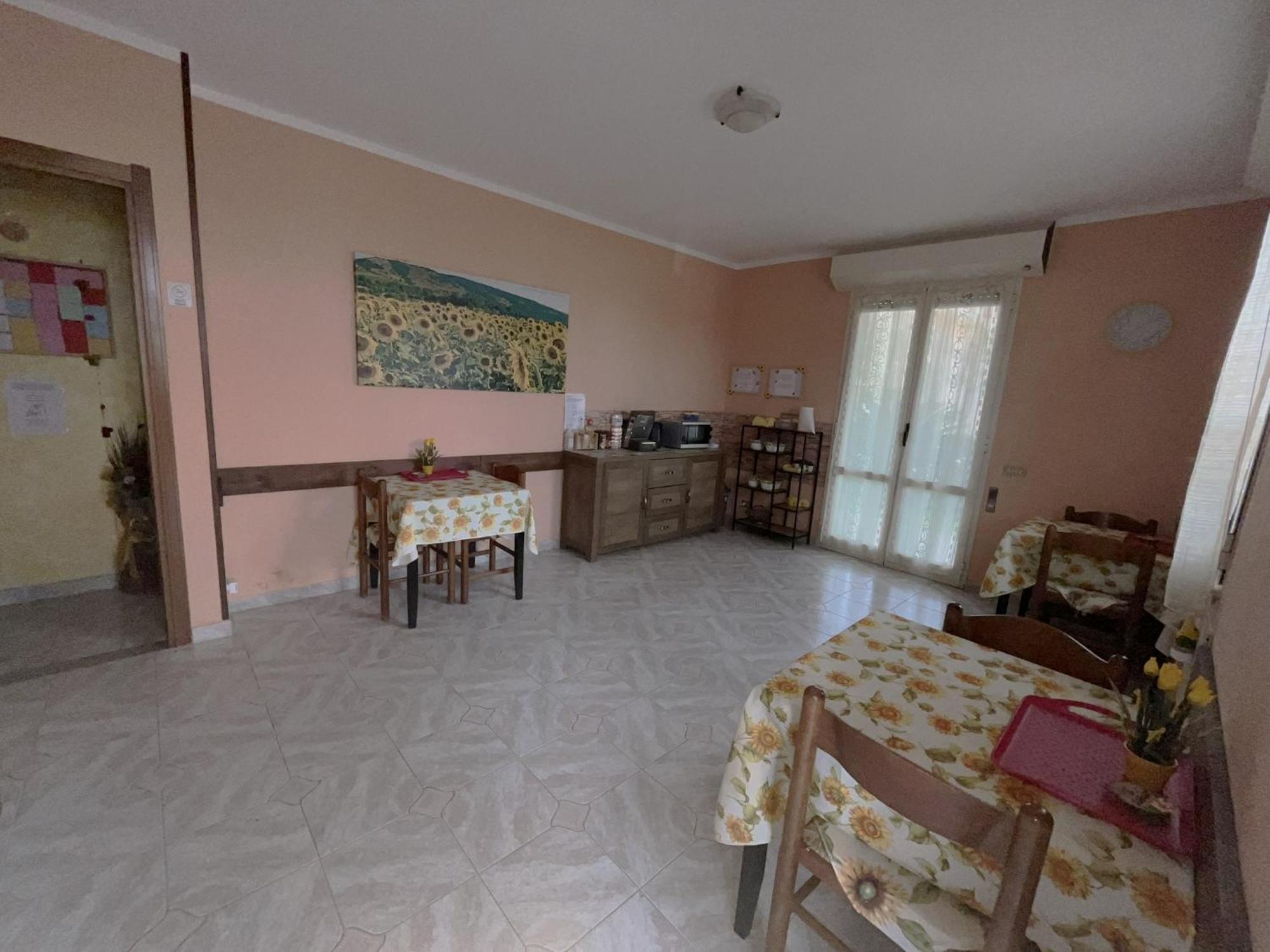 B&B Il Girasole Ortonovo Екстер'єр фото