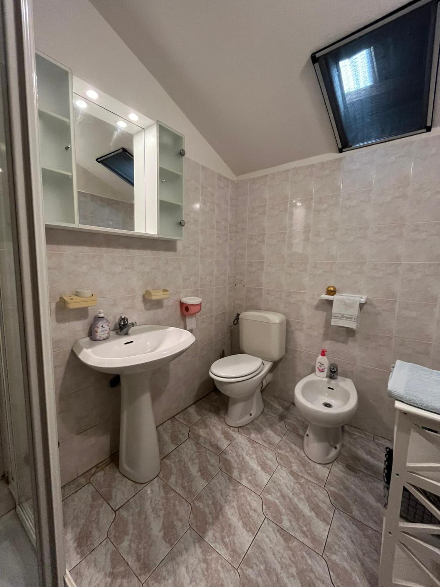 B&B Il Girasole Ortonovo Екстер'єр фото