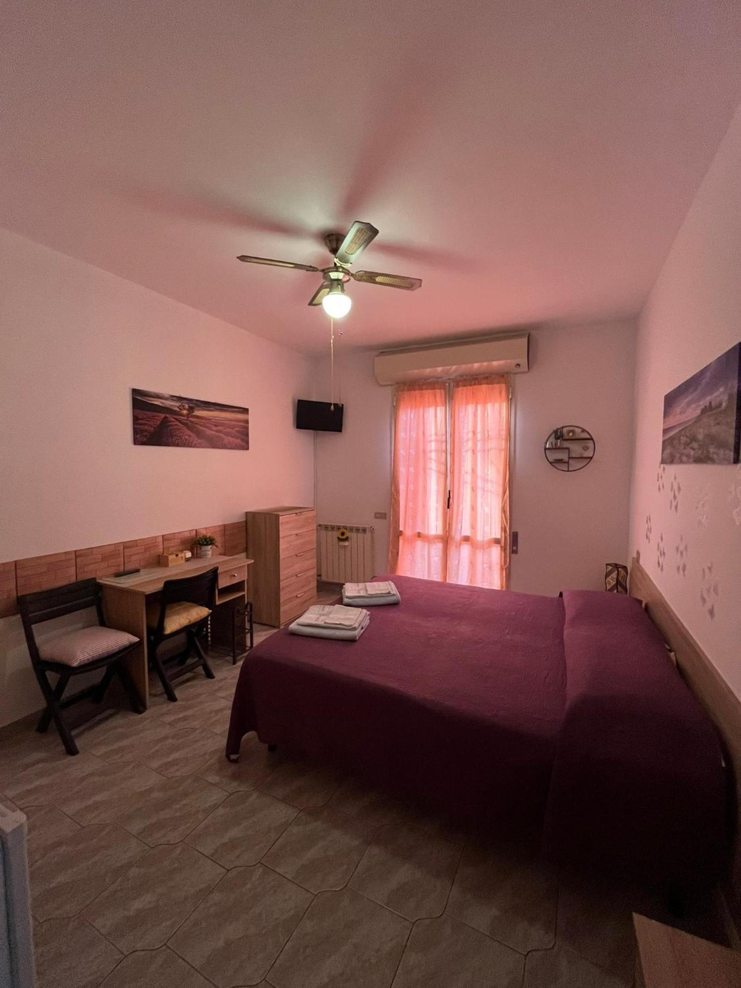 B&B Il Girasole Ortonovo Екстер'єр фото